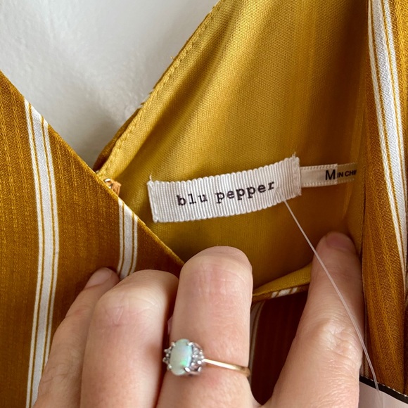 NWT DRYGOODS - Picture 5 of 6